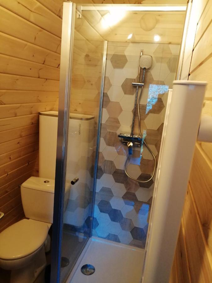 Le Domaine De Pivette Chambre Climatisee Et Insolite Avec Terrasse Privative อาวร็องช์ ภายนอก รูปภาพ